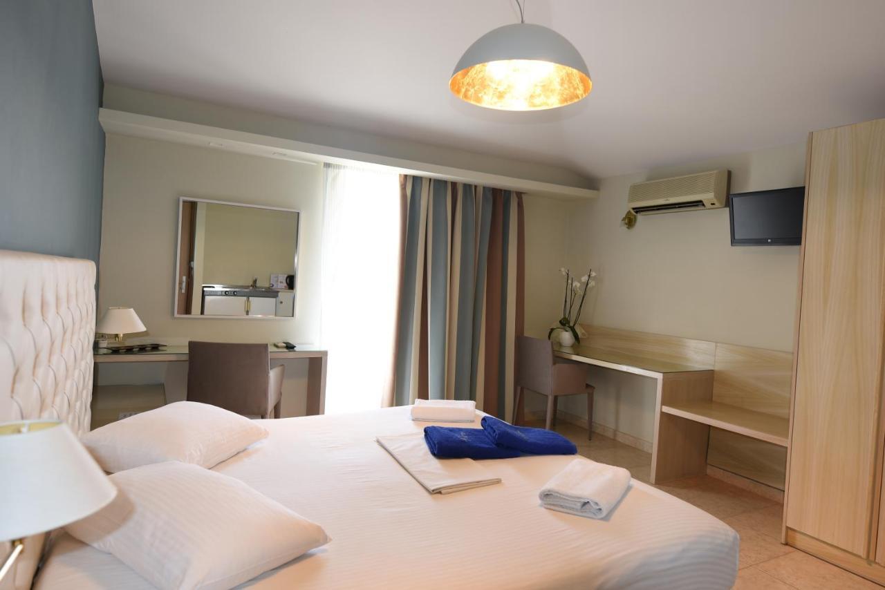 Viaros Hotel Apartments Tolo Luaran gambar